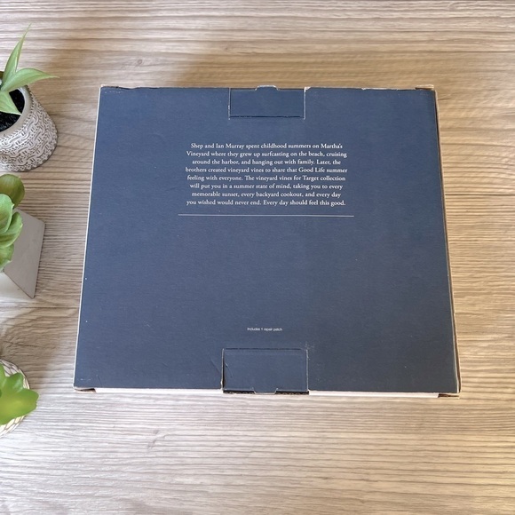 VINEYARD VINES jumbo inflatable beach ball 30" NIB - Picture 7 of 12